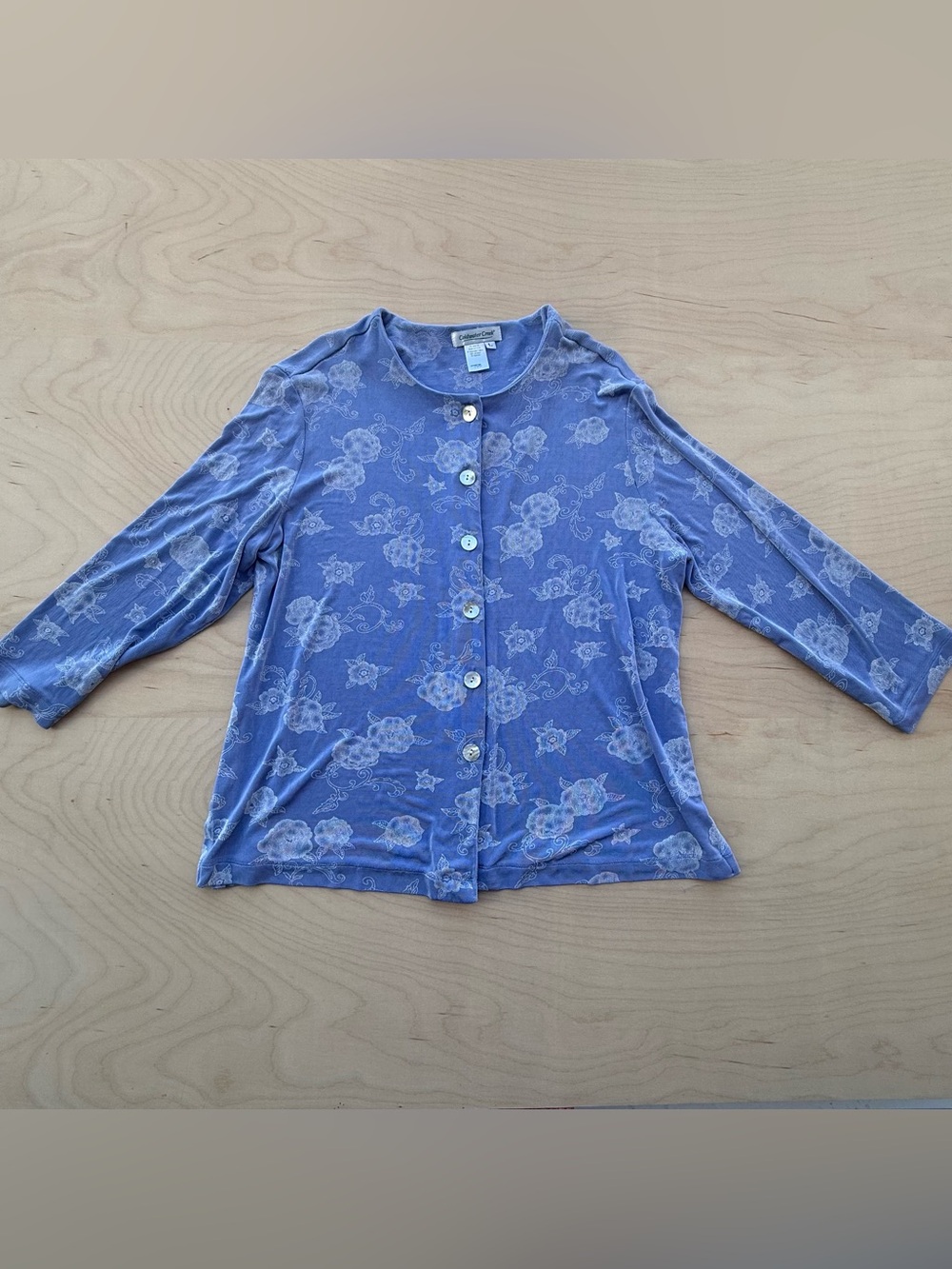 Coldwater Creek Blue White Floral Button Front Cardigan size L Lightweight Top